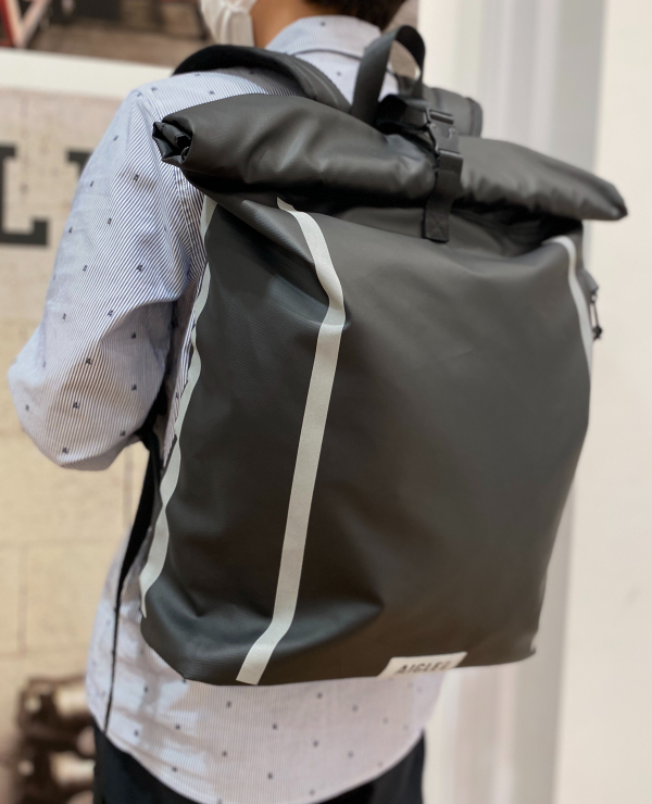 AIGLE　撥水ロールトップバックパック