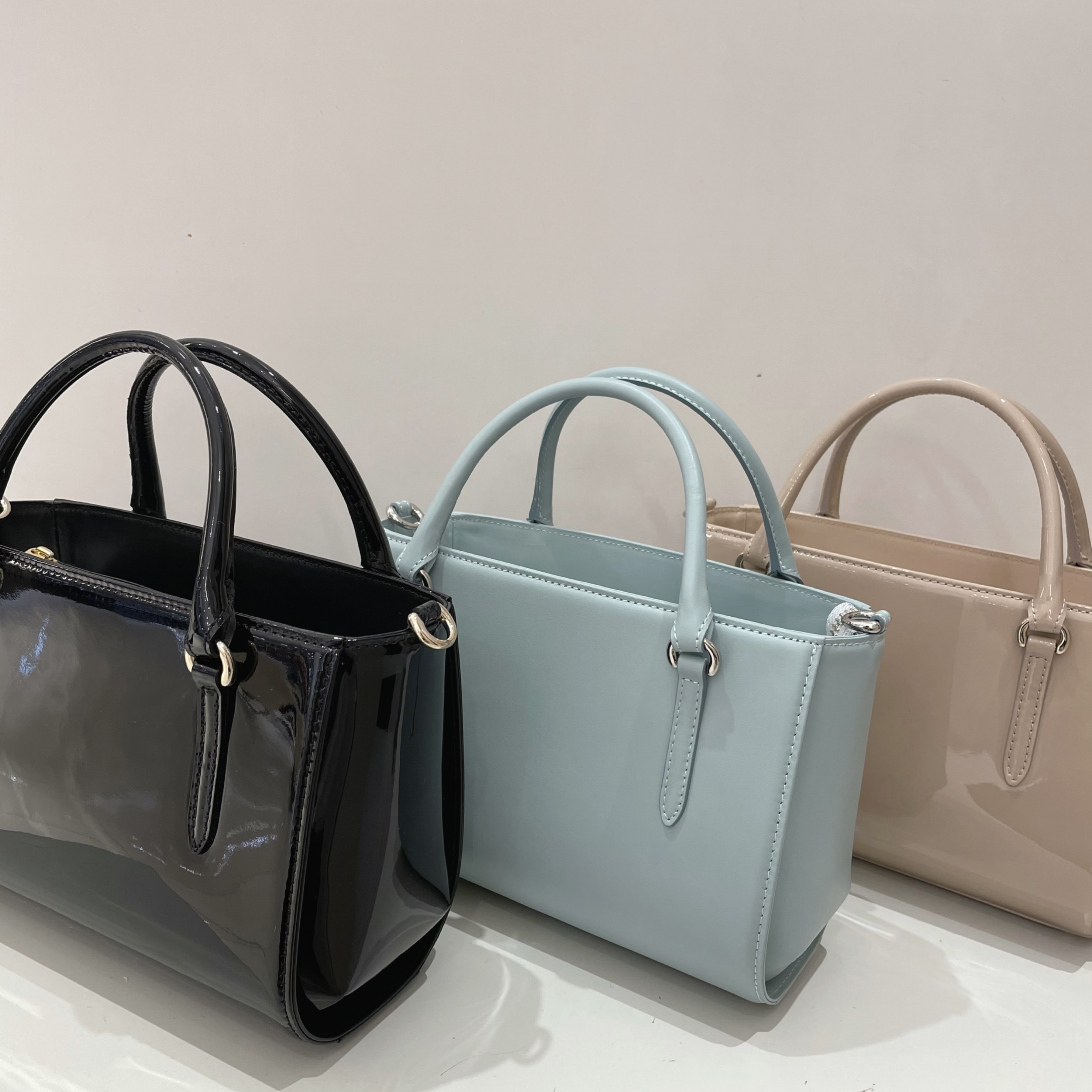美品】銀座かねまつ ストラップパンプス ストライプ バック