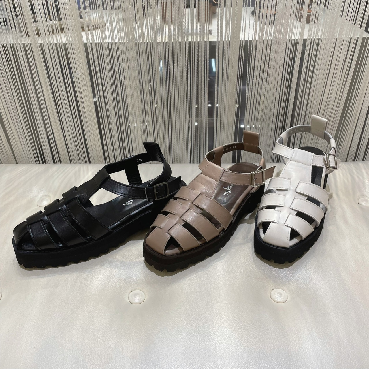 厚底グルカサンダル❣️ | 銀座かねまつ | 大丸東京店公式 SHOP BLOG 厚底グルカサンダル❣️ | 銀座かねまつ | 大丸東京店公式 SHOP BLOG