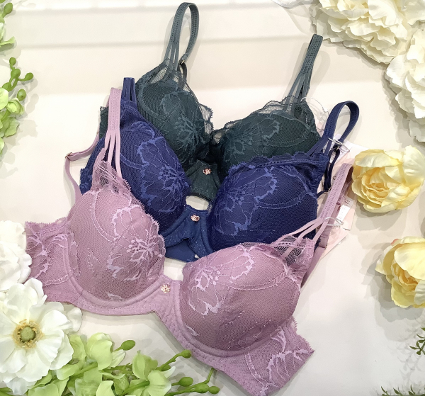 セール商品が満載 FLORALE LUXE新作 ラナンキュラスシリーズのご紹介✨ | トリンプ 下着・アンダーウェア